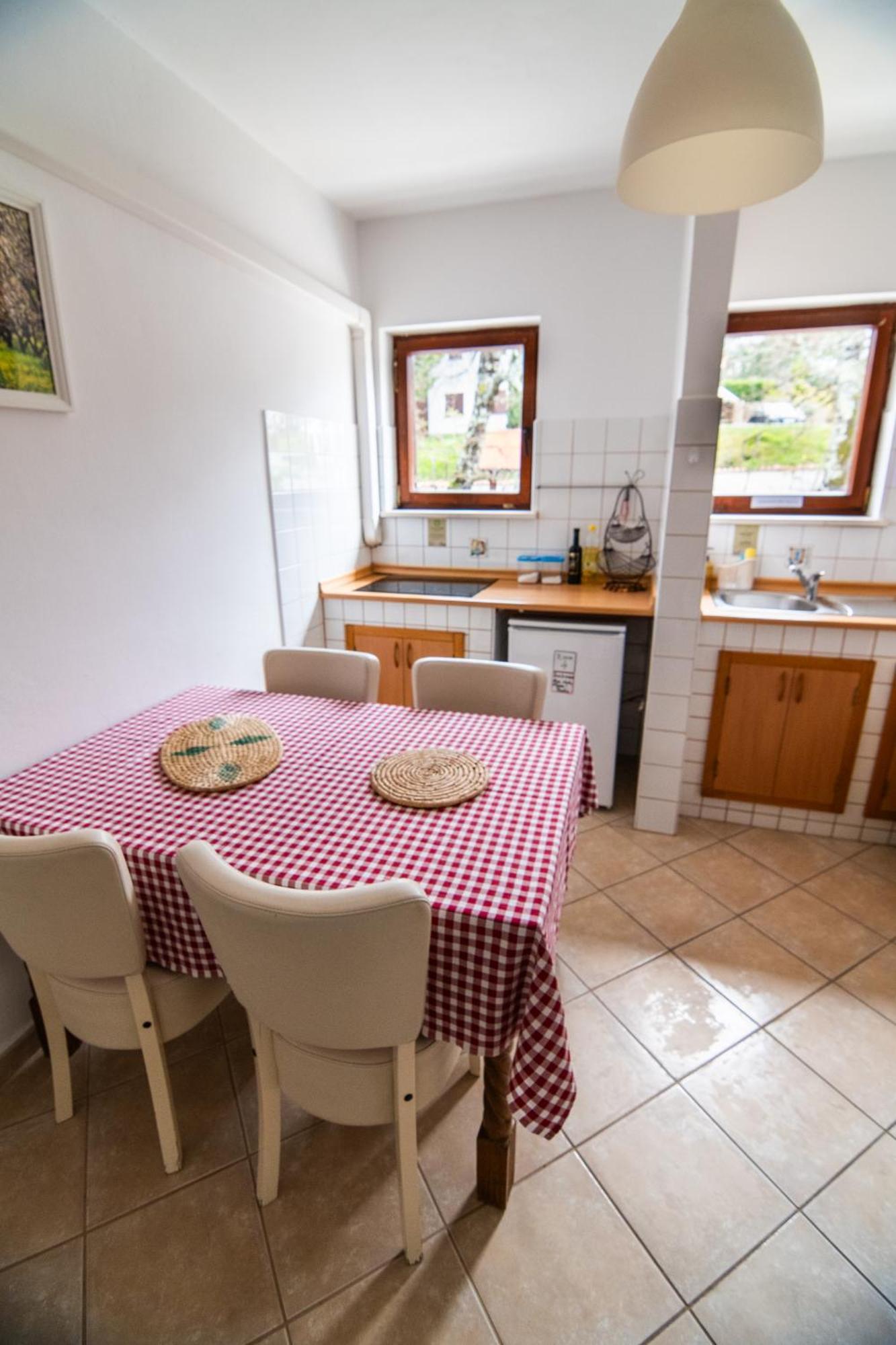 Guesthouse Green Istria Truske Bagian luar foto